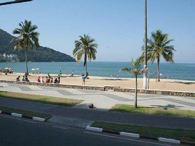 Lindo Apto Praia Martin De Sa Em Condominio Com Piscina, Estacionamento, Wi-Fi 150Mbps,Perto Do Mar!!! Caraguatatuba Bagian luar foto